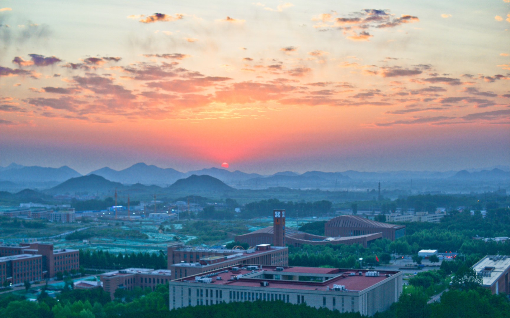 中國科學院大學雁棲湖校區觀景臺日出