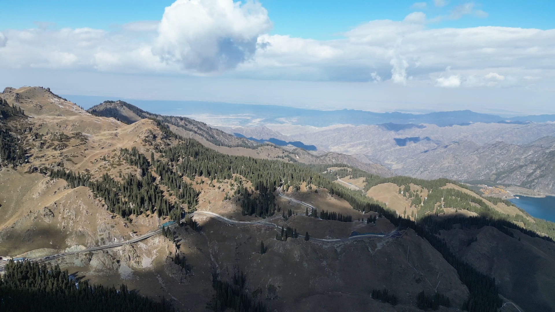 新疆天池天山公棚