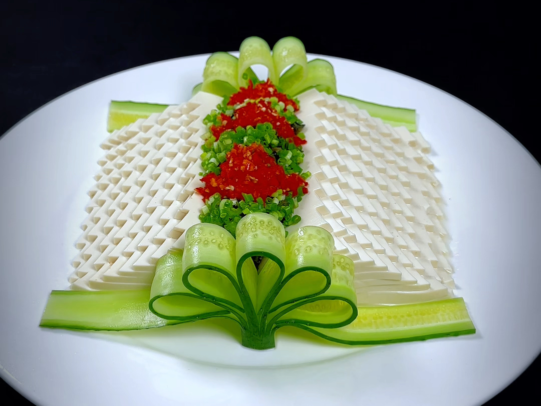 玉书皮蛋豆腐#摆盘技巧 #皮蛋豆腐 #创意盘饰 #书本 #高手在民间