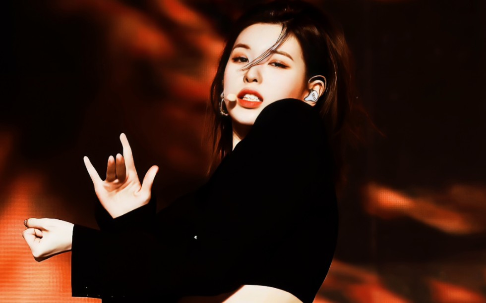 姬圈天菜裴真率bodyface直拍自剪这身材这表情竟然直拍垫底就离谱nmi