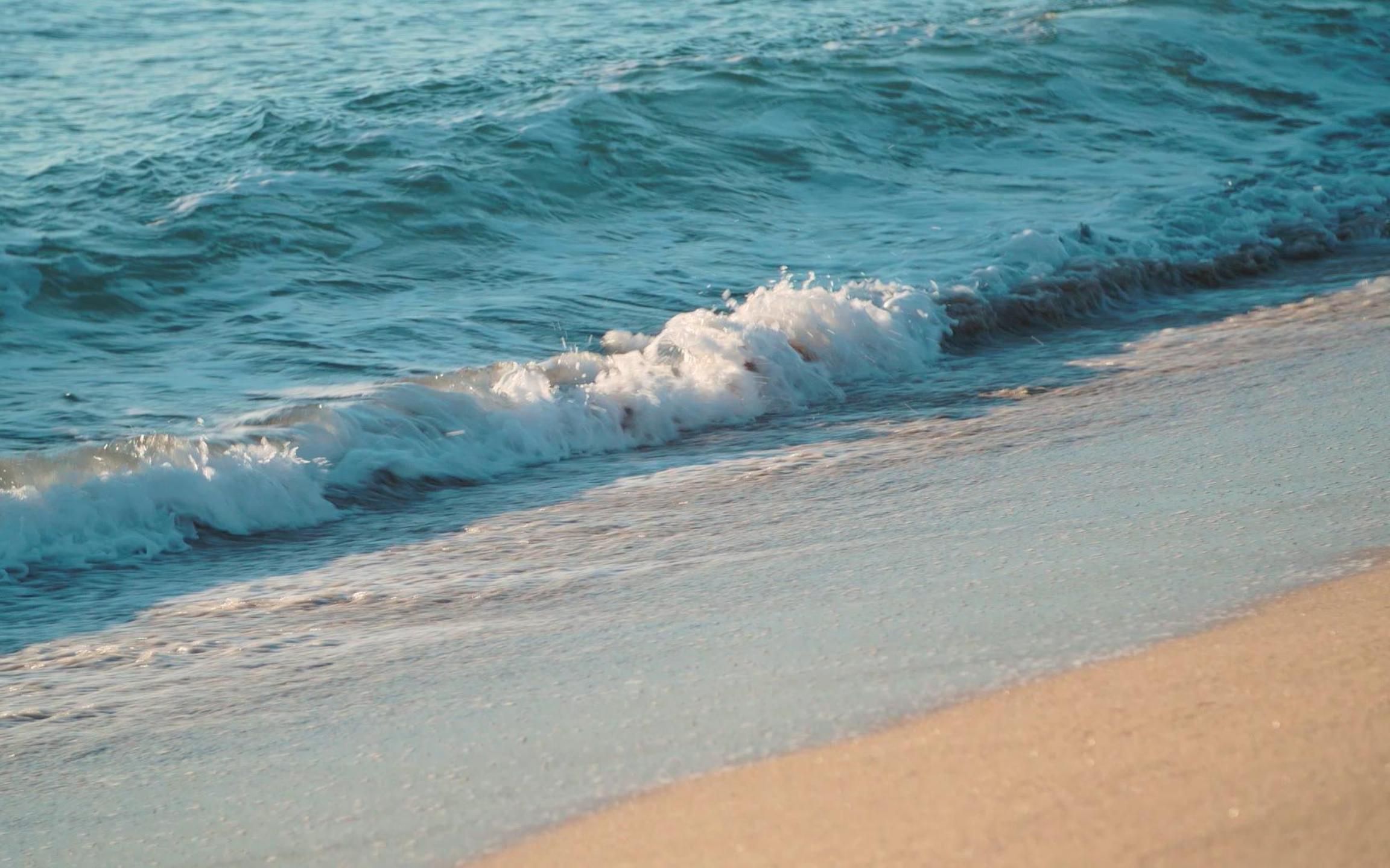 [图]大自然的声音--海浪声，海哭的声音， 一秒入睡! 睡眠音乐无广告,放松音乐 疗愈音乐,音乐治疗