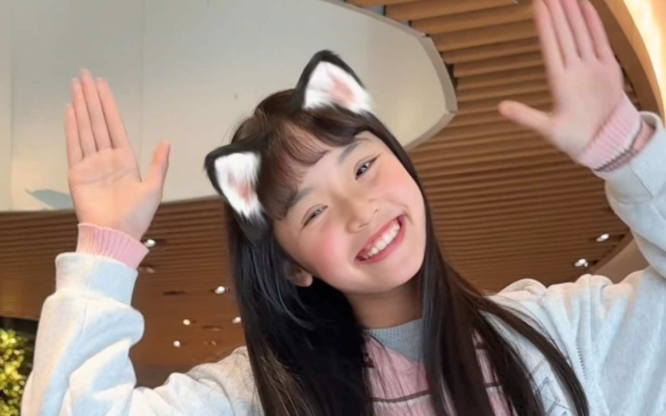 张倩僮:下雨的周末,甜甜的你7815