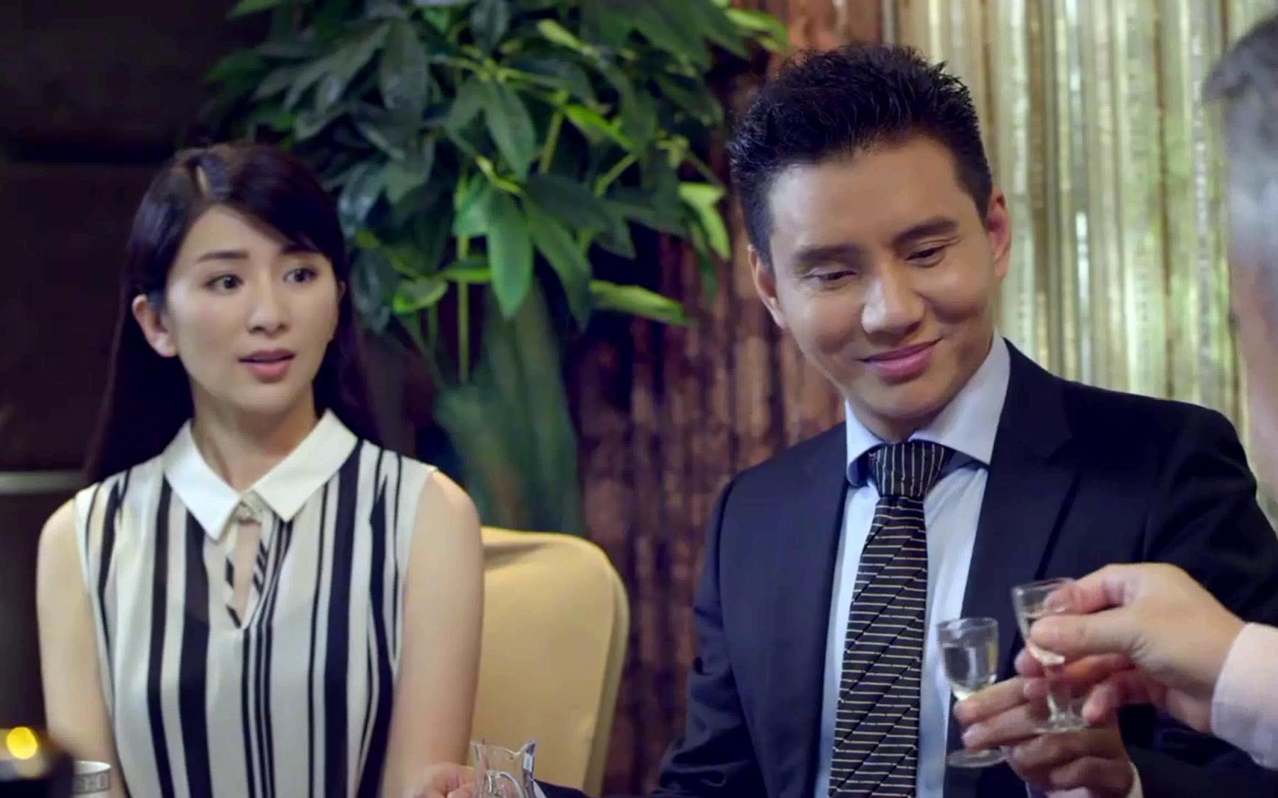 暖男记:姑娘拉小伙假扮总裁,陪公司领导吃饭,殊不知他是总裁