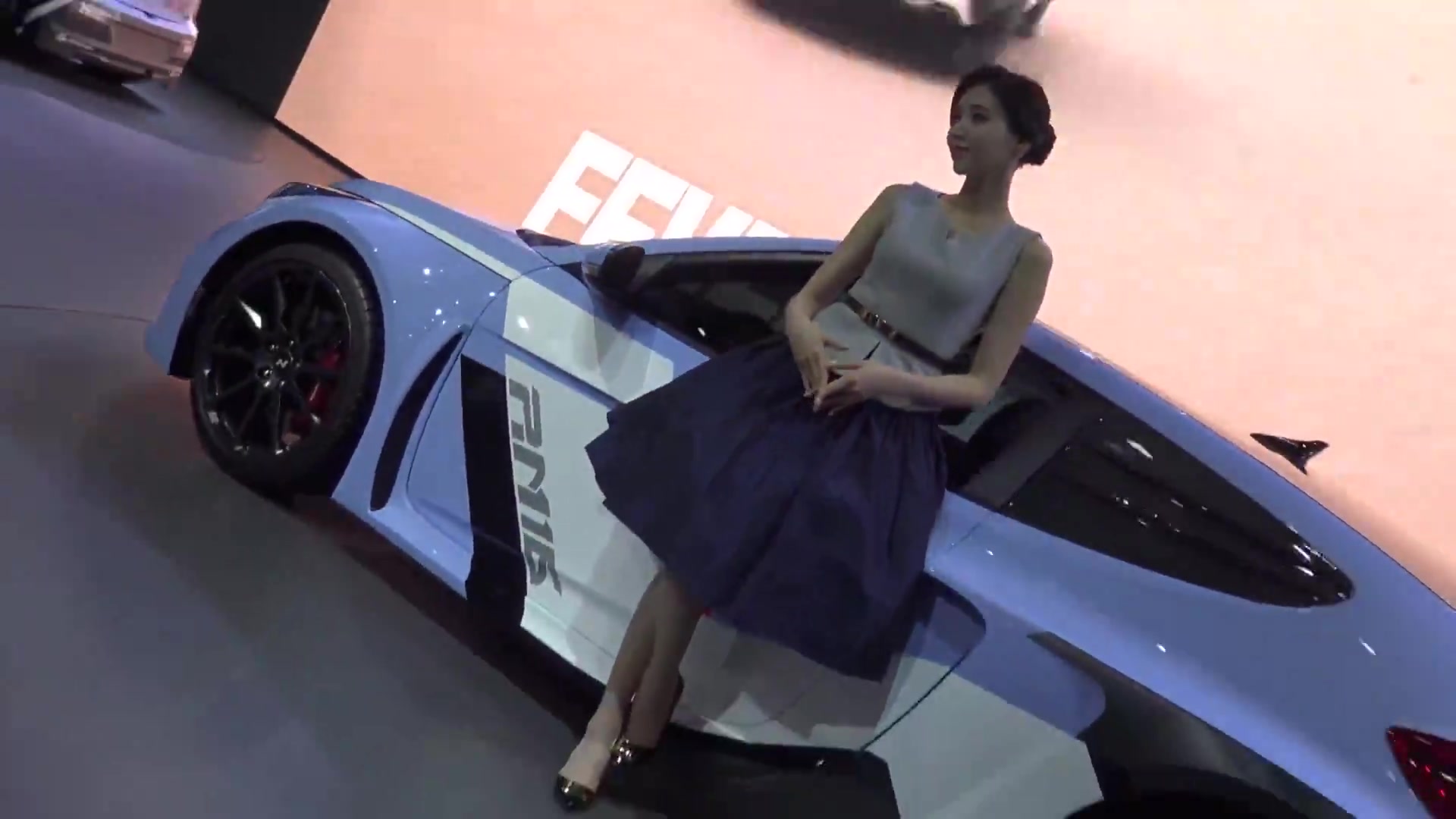 【pc宽屏】【jinbaola】美女模特--韩国顶级车模【金宝拉】首尔车展