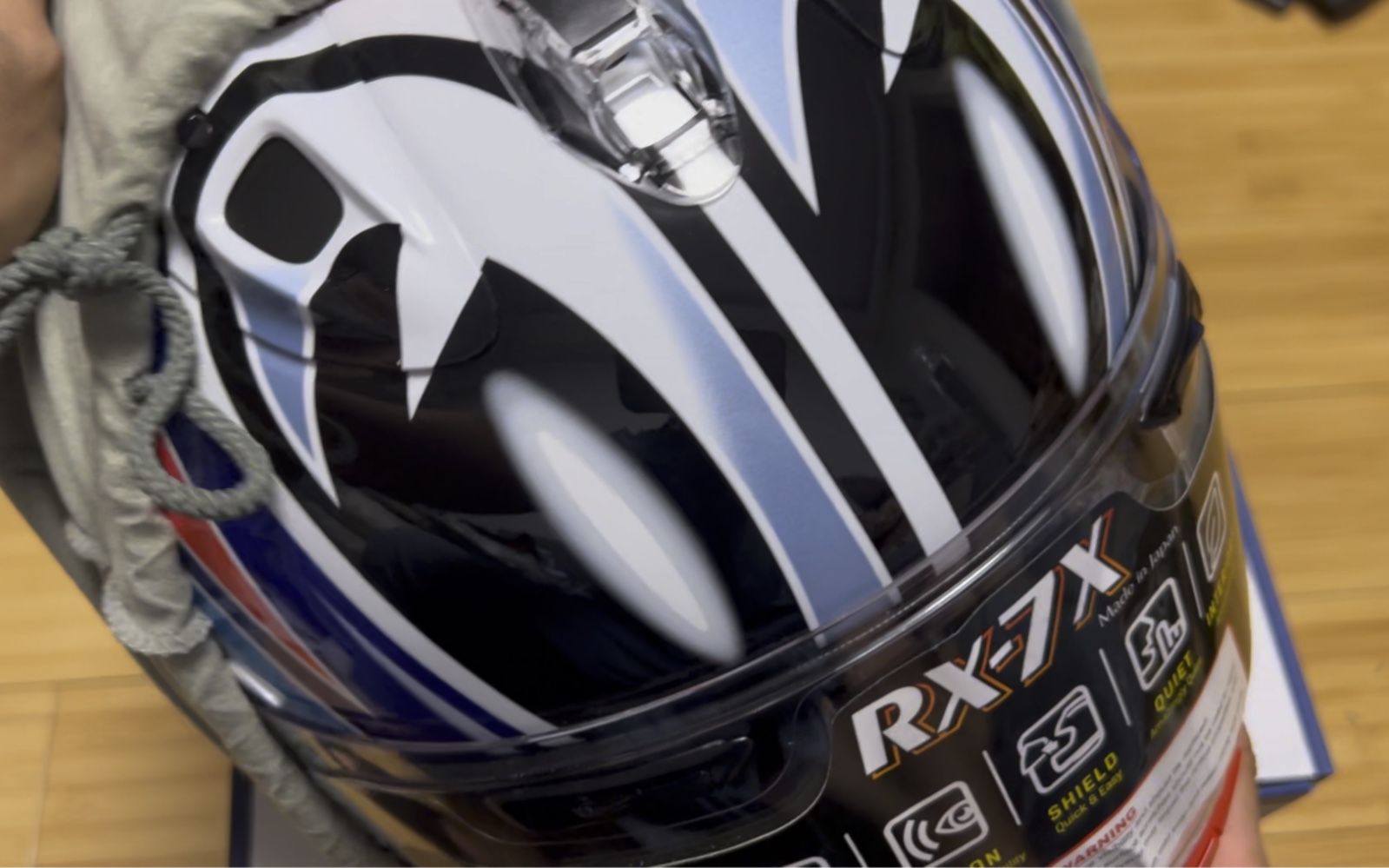 祝自己生日快乐arairx7x03大眼简单开箱