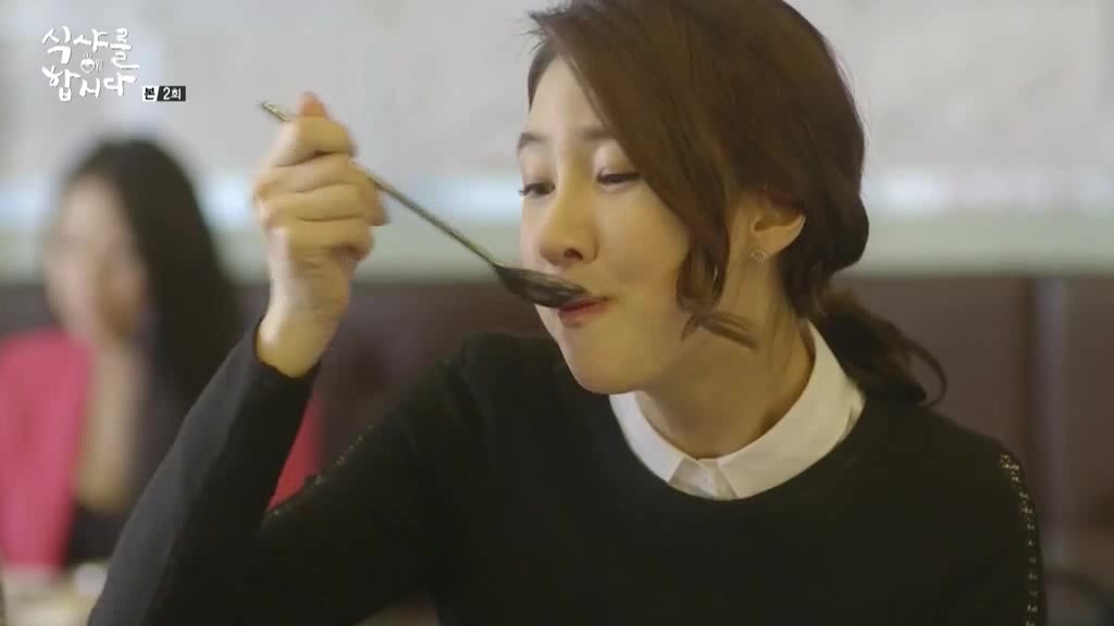 影视剧中美食片段22一起吃饭吧1一起用餐吧1天台的美妙聚餐韩国小姐姐