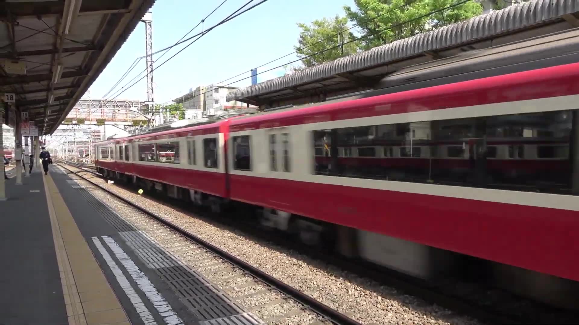 【120km h通过が复活!!】京急线 神奈川新町駅周辺 迫力の高速通过集哔哩哔哩bilibili