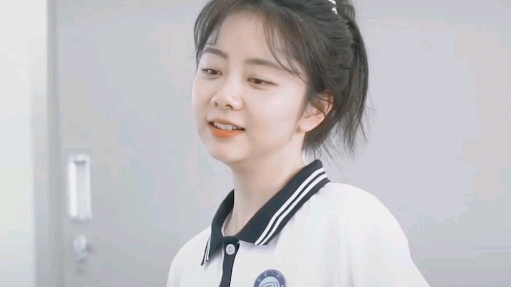 "最好的我们之间隔了一整个青春,梦回耿耿"|谭松韵