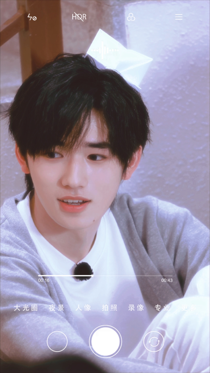 好萌好萌的小护士宋亚轩,唯一不足的就是把护士帽给a没了