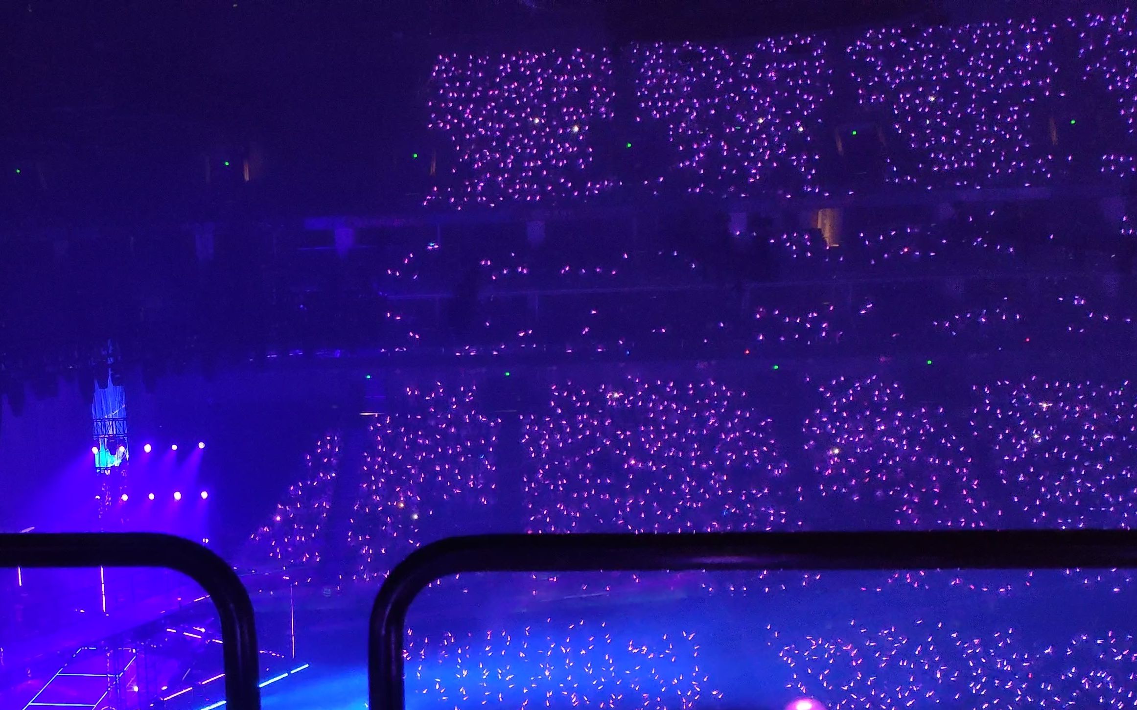 2023王源客厅狂欢巡回演唱会 海风吹