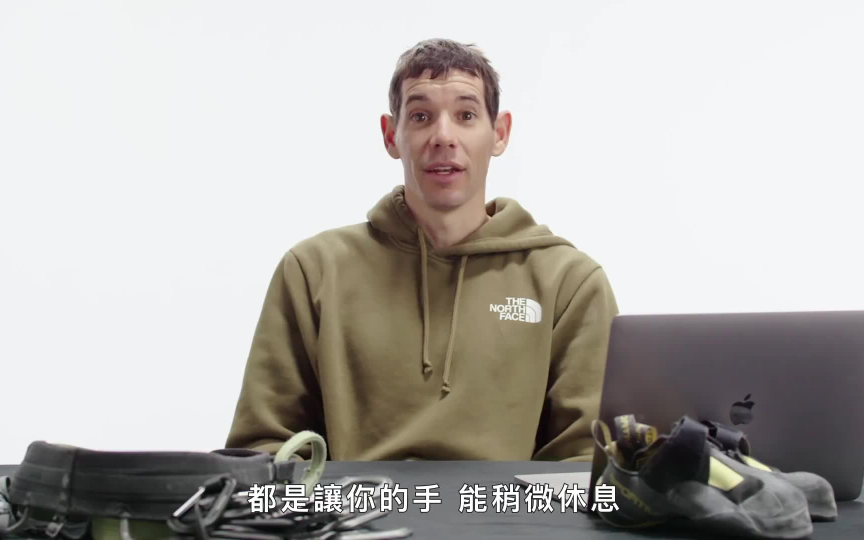 徒手攀岩 Free Solo纪录片主人公 亚历克斯ⷮŠ霍诺德Alex Honnold在线答疑时间哔哩哔哩bilibili