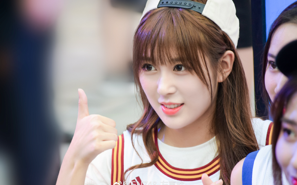 【gnz48】team niii 左嘉欣直播 20171024_哔哩哔哩 (゜-゜)つロ 干杯