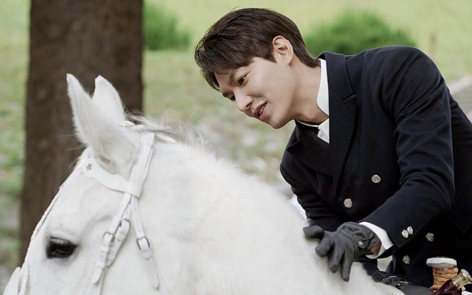 活动作品这个骑白马的王子真是三百六十度无死角啊