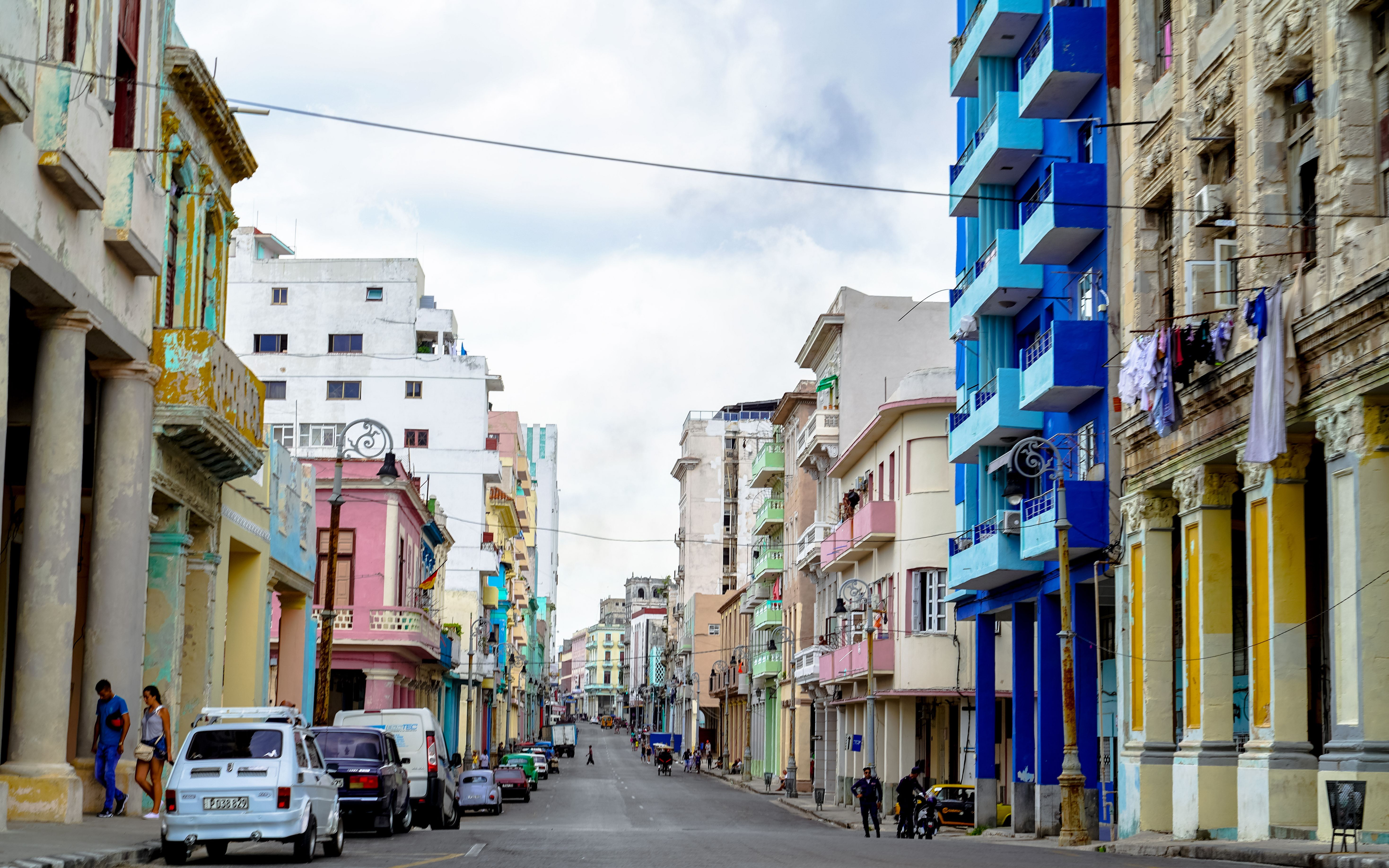 入境古巴被海关扣留9小时后,又接连被骗3次,还能有比我们跟倒霉的吗?