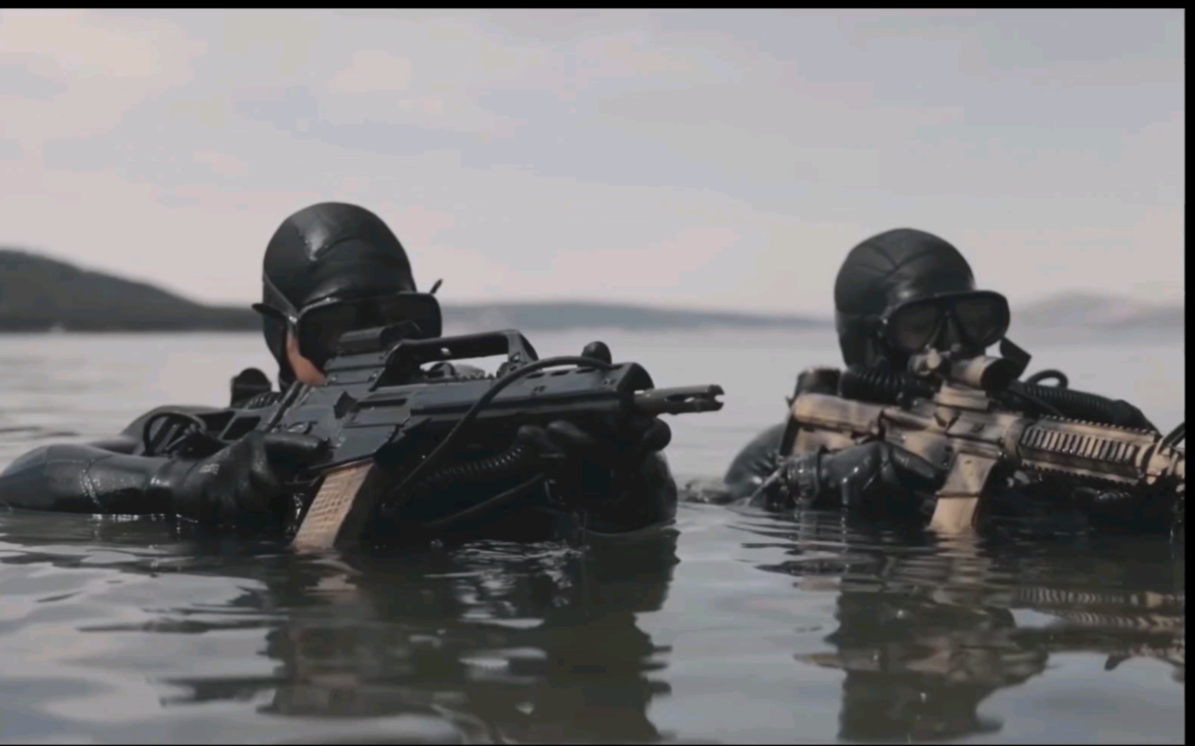 外军特种部队精锐,看着挺虎,但效果一般!_哔哩哔哩_bilibili