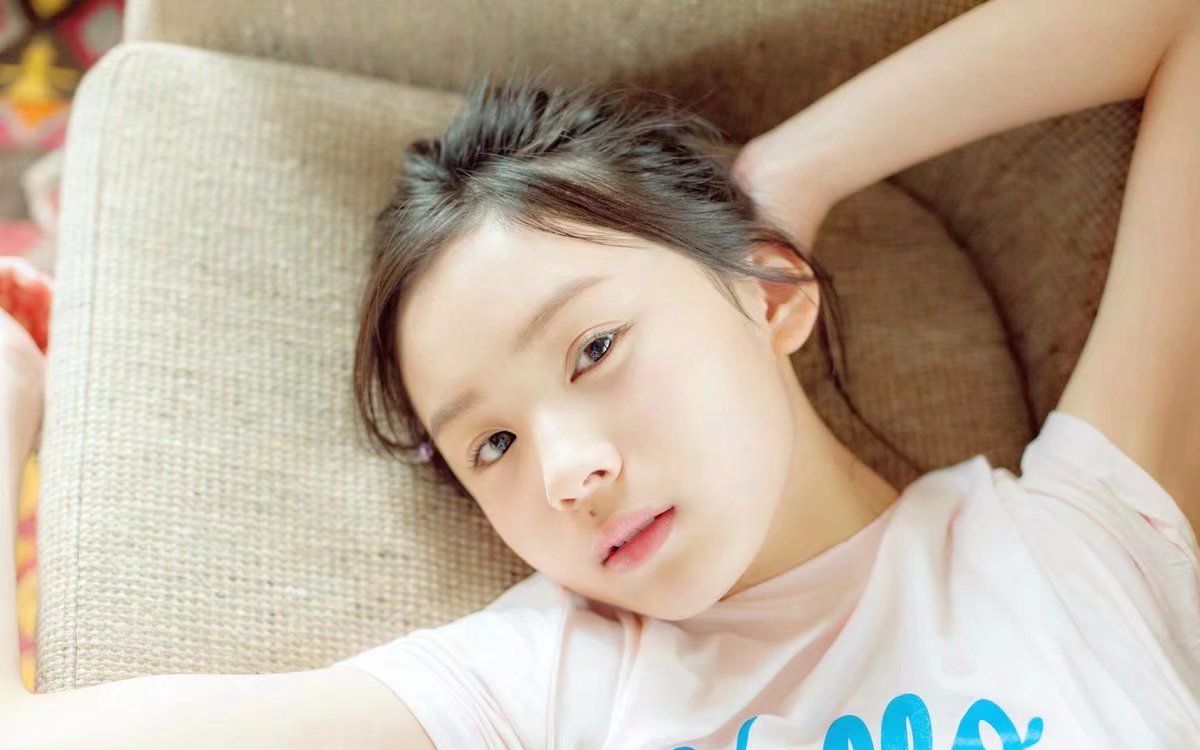 大妹哒哟日本萌妹小花卷的傲娇低吟