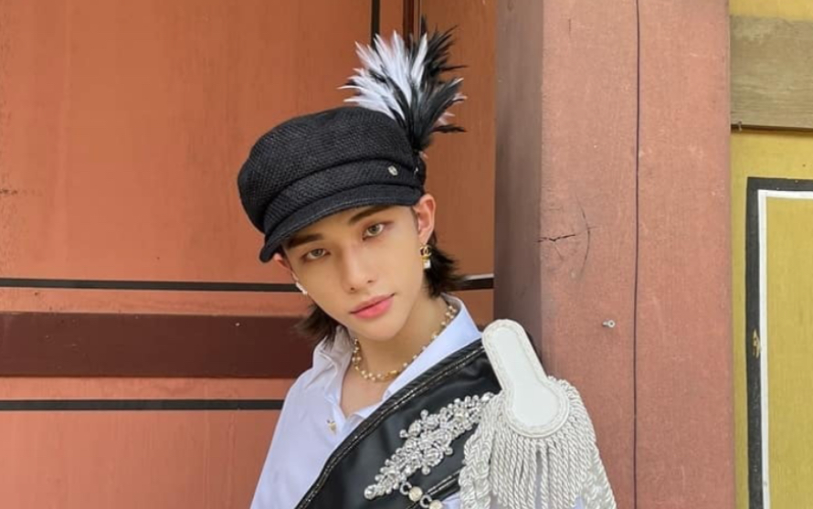 【黄铉辰】"我爱的黑长发选金byebye啦"