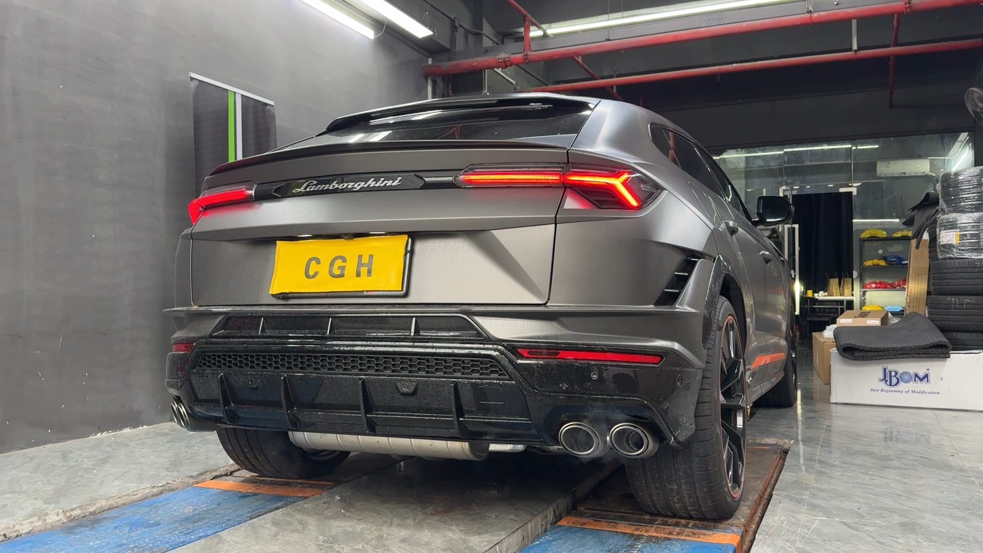 兰博基尼urus ak中尾 jbom超级100目