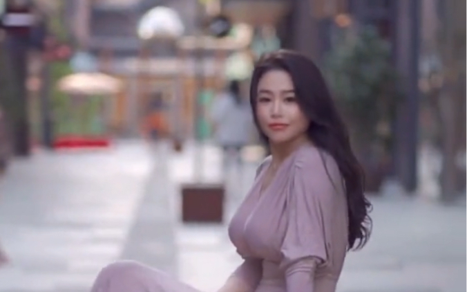 吃糖吐泡泡……_哔哩哔哩_bilibili