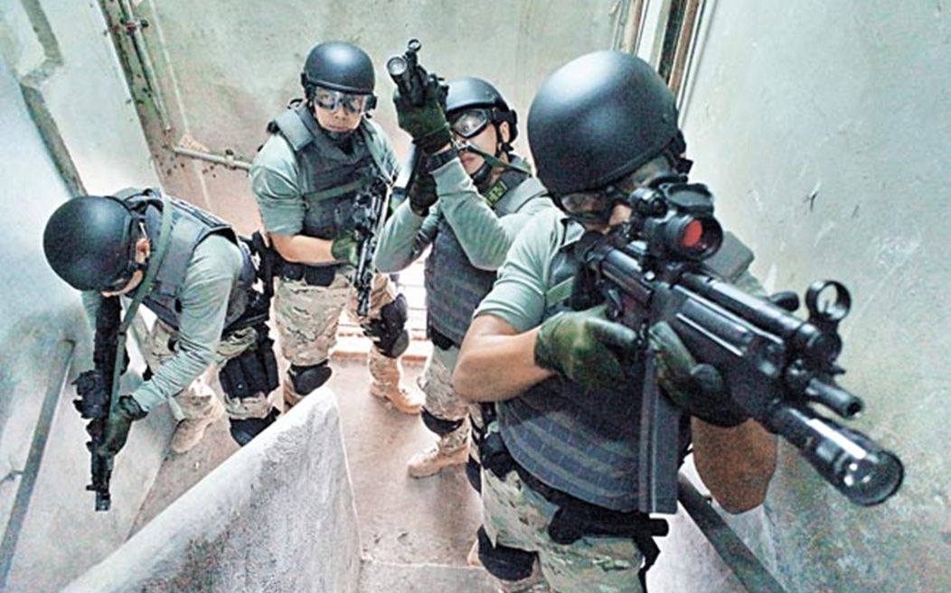 活动  【水表爆了】香港反恐特警ctru上门查水表行动cut19