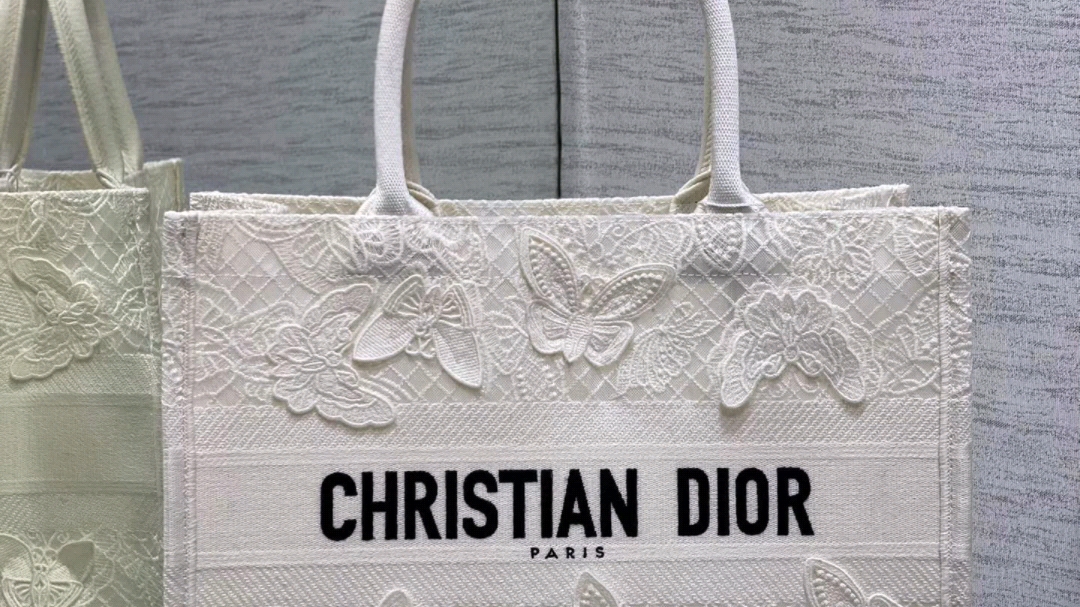 告诉一下一比一古驰gucci泰迪熊小方包,过验级别