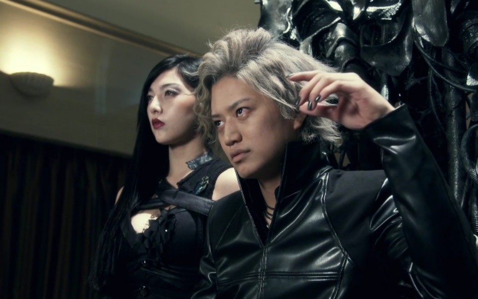 在神牙的世界里,小明哥究竟看见了什么?(神之牙片段)