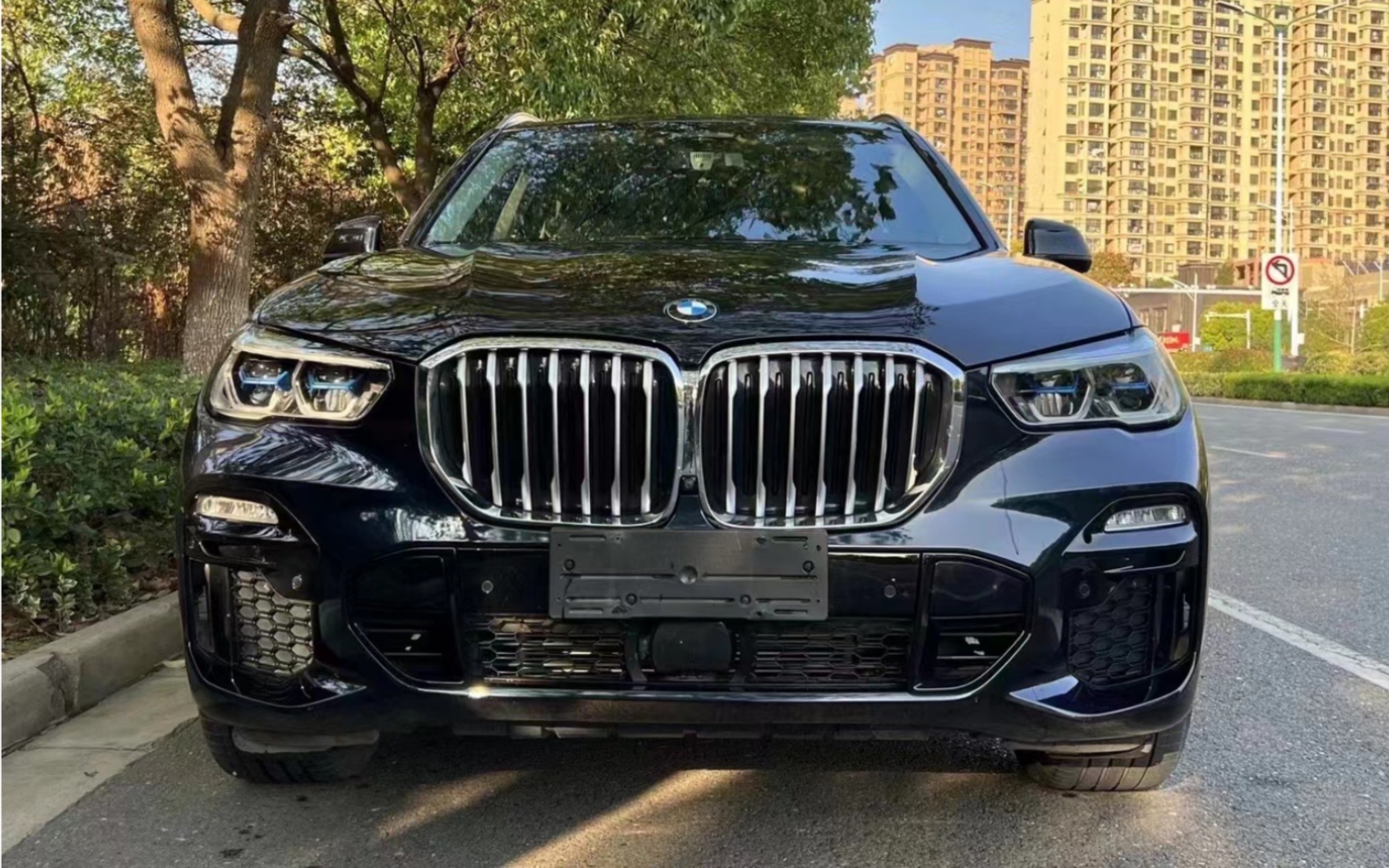 2020年进口宝马x5 尊享m运动套件3.0t顶配 3.3万公里