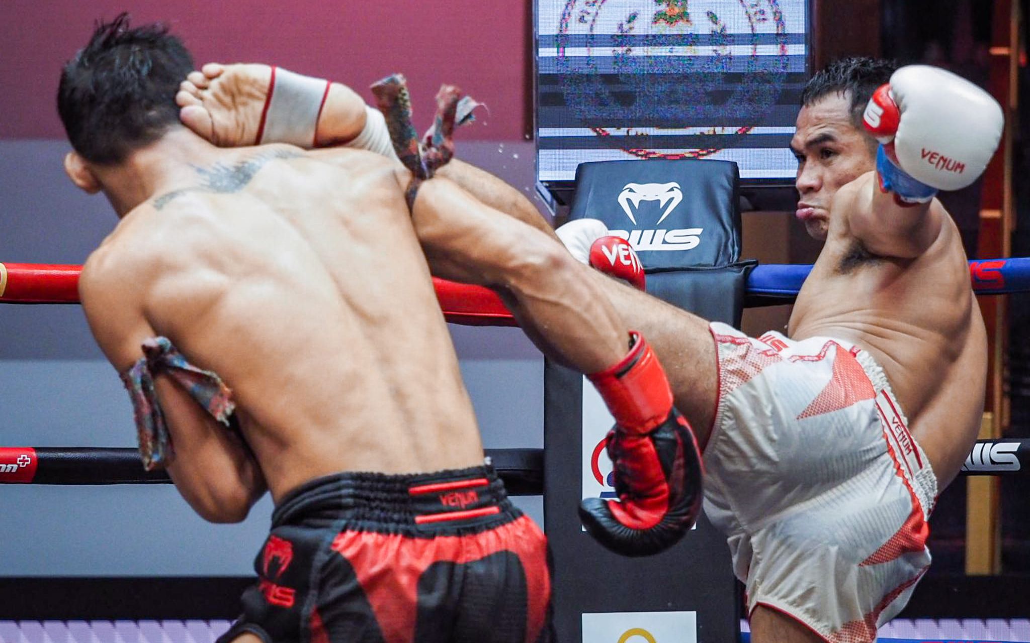 rws泰拳(140 磅)泰国选手苏亚布莱克vs泰国选手佩奇谭曼