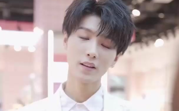 在买衣服这件事情上我就是一匹脱缰的野马川总监甜筒小公主