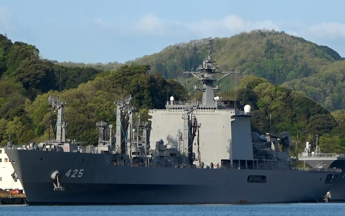 【海上自卫队】摩周级补给舰"摩周"号(aoe-425)舞鹤基地出港(2021/4