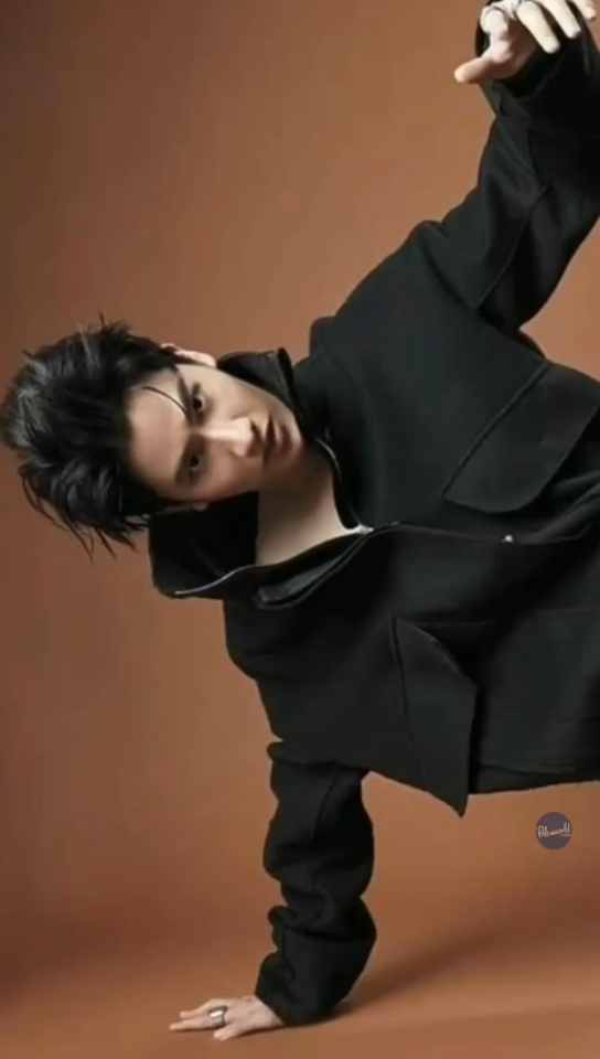 【taynew】看了又看的写真