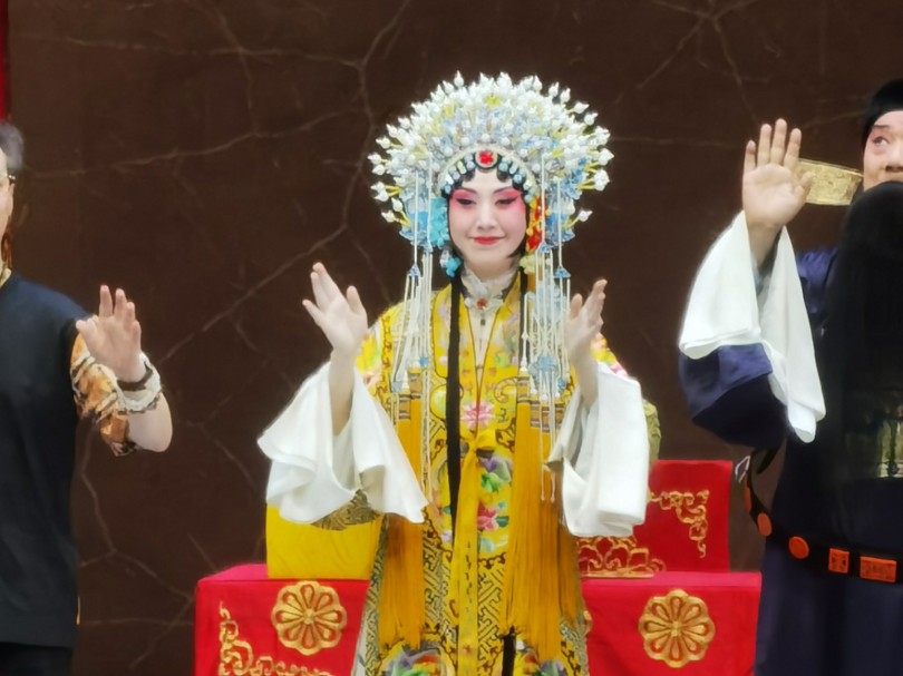 京剧-三国戏-龙凤呈祥上海天蟾-20240713-史依弘-昔日梁鸿配孟光