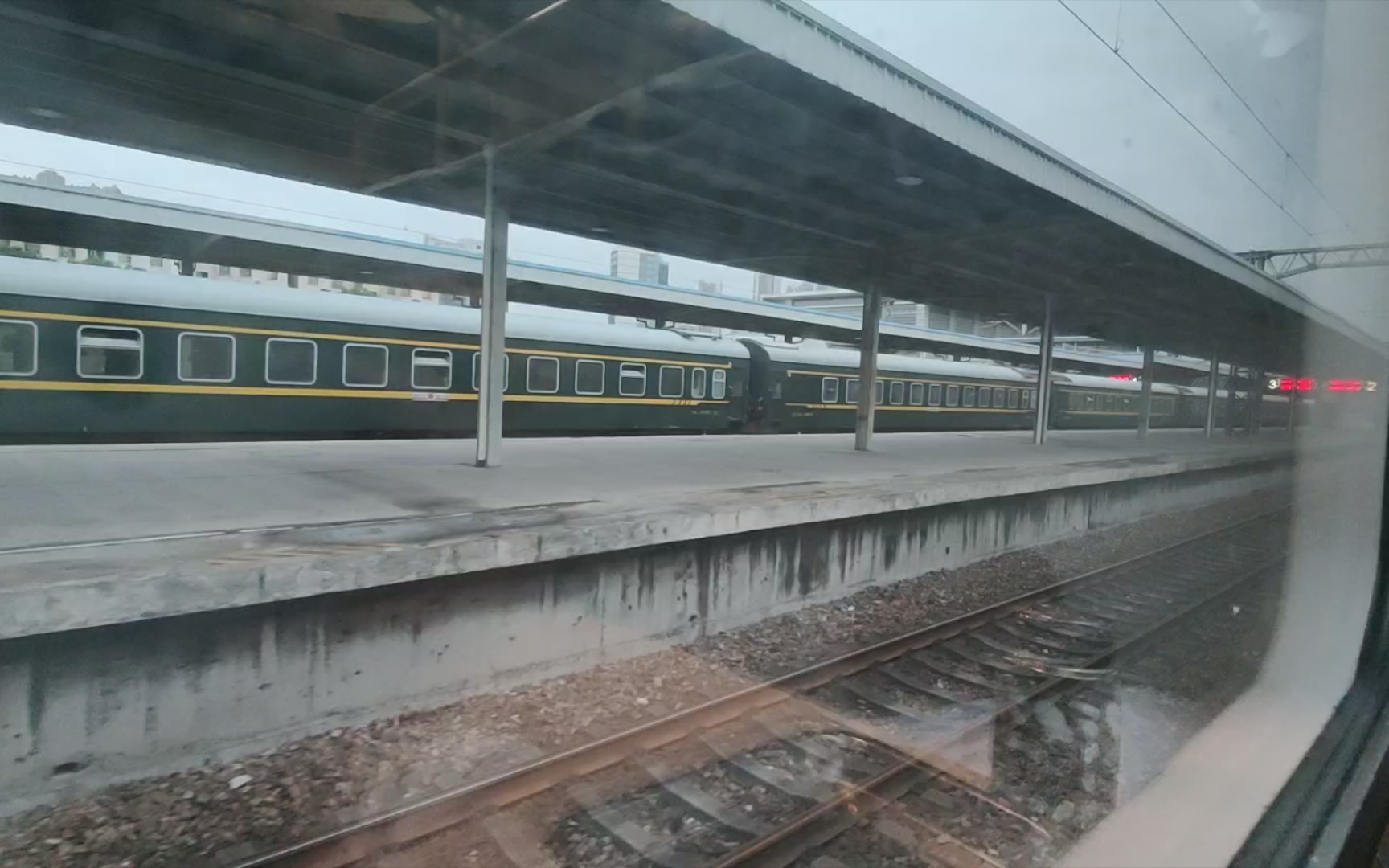 【京沪线】k48次(杭州～齐齐哈尔)昆山站通过