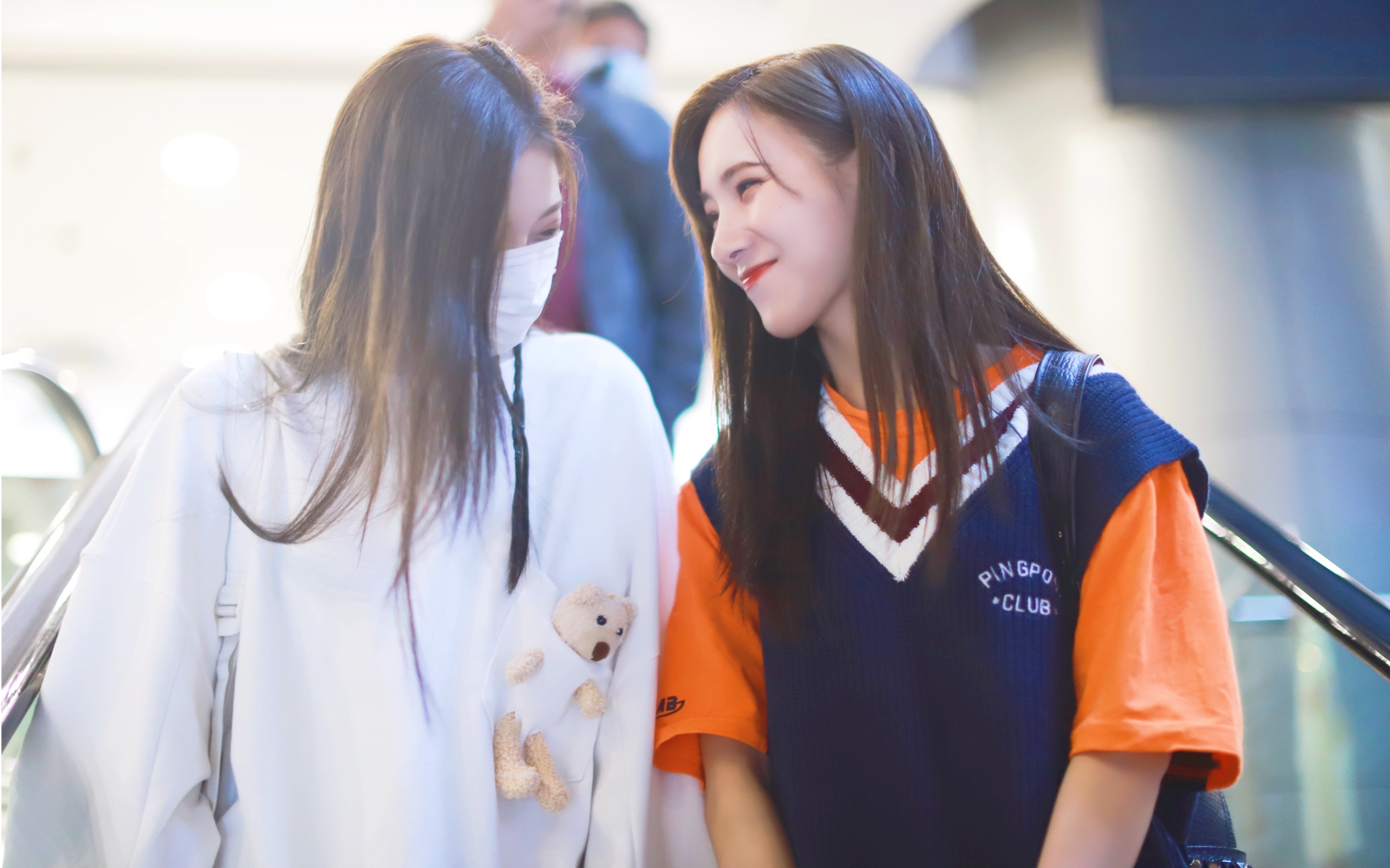 唐莉佳洪静雯奶糖你是映入眼帘的欢喜是藏于心里的爱意次次见你次次