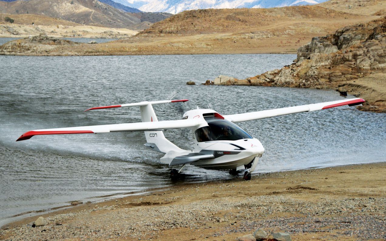 $359,000  icon a5 seaplane / 两栖轻型运动飞机