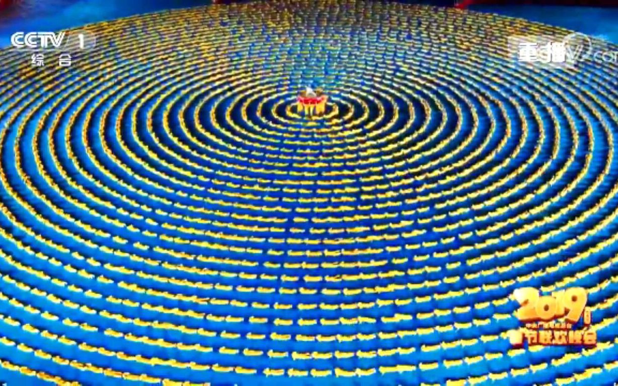 春晚史上最震撼节目一万人少年魂堪比奥运会开幕式