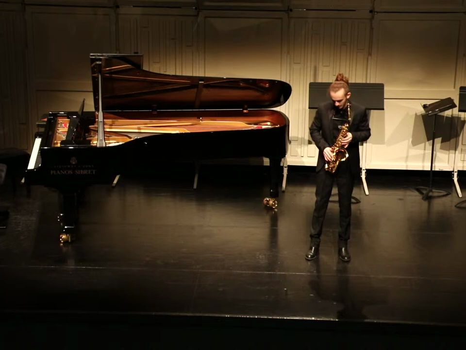 [图]Etienne Boussard -France- plays Sequenza IXb by L. BERIO