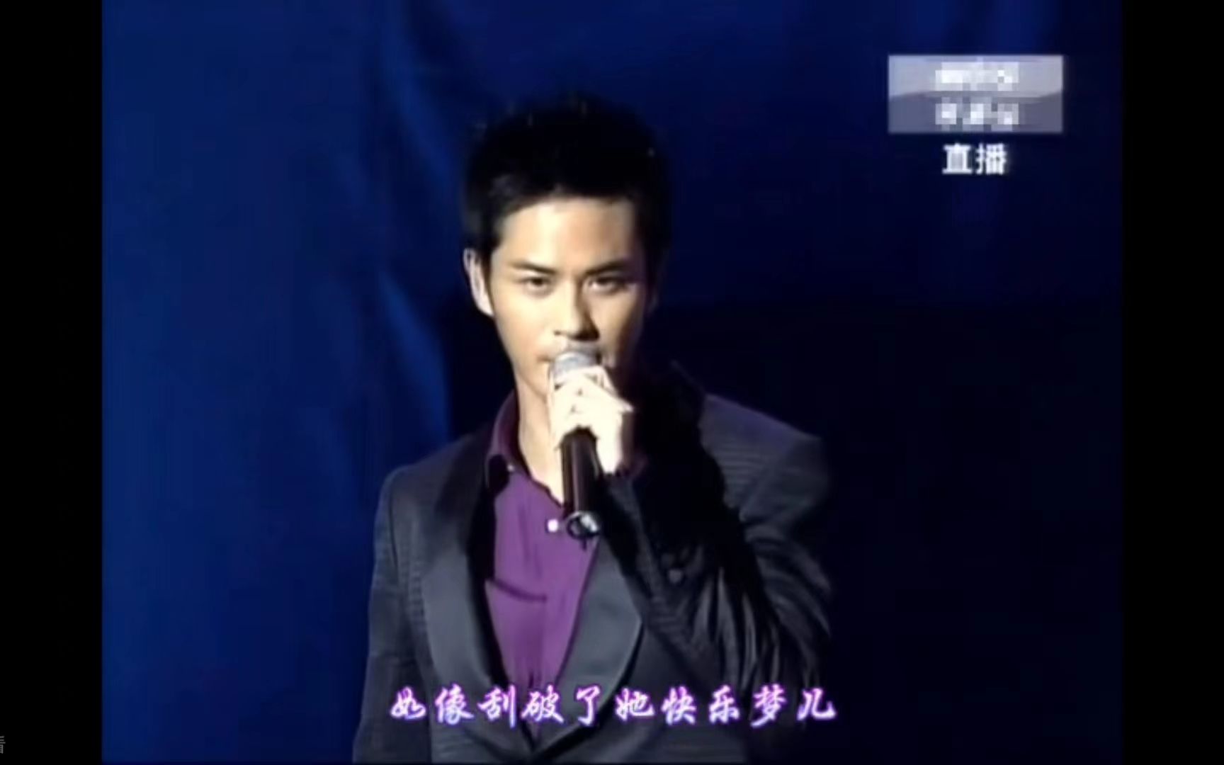 《三角两面》郑嘉颖 粤语音乐歌曲演唱现场 美味风云《Yummy Yummy》主题曲哔哩哔哩bilibili