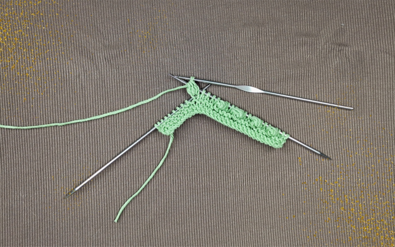 【钩编 | 小技巧】棒针编织3长针枣形针