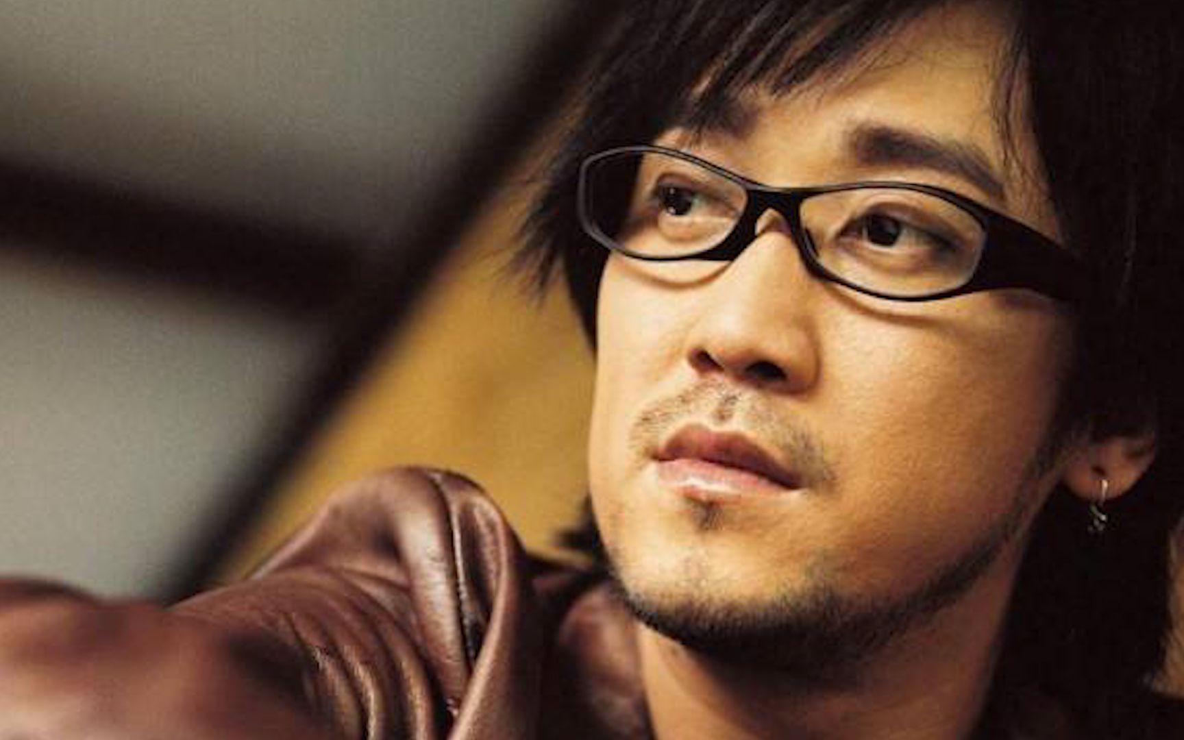 周传雄最好听的16首歌!满满的青春回忆,听完想流泪