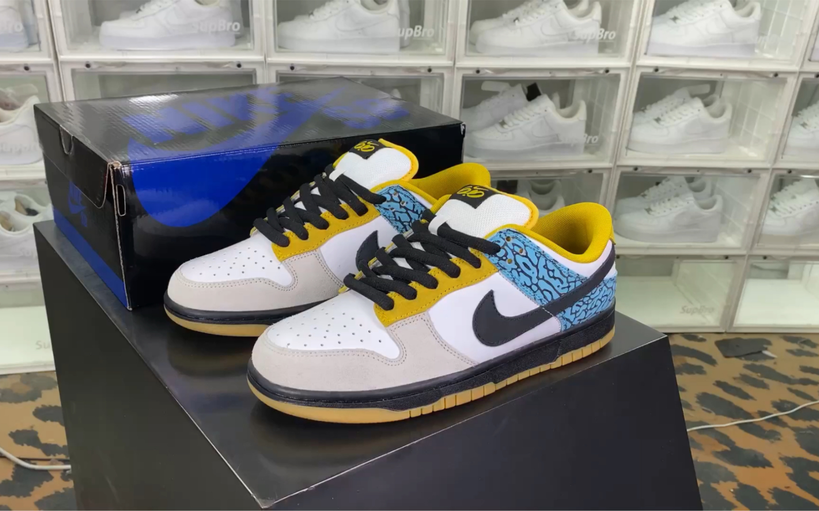 【權威實拍】nike dunk low 白淺灰黑藍大象爆裂紋