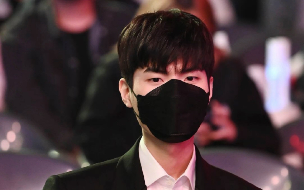 【deft】昨日限定西装金赫奎