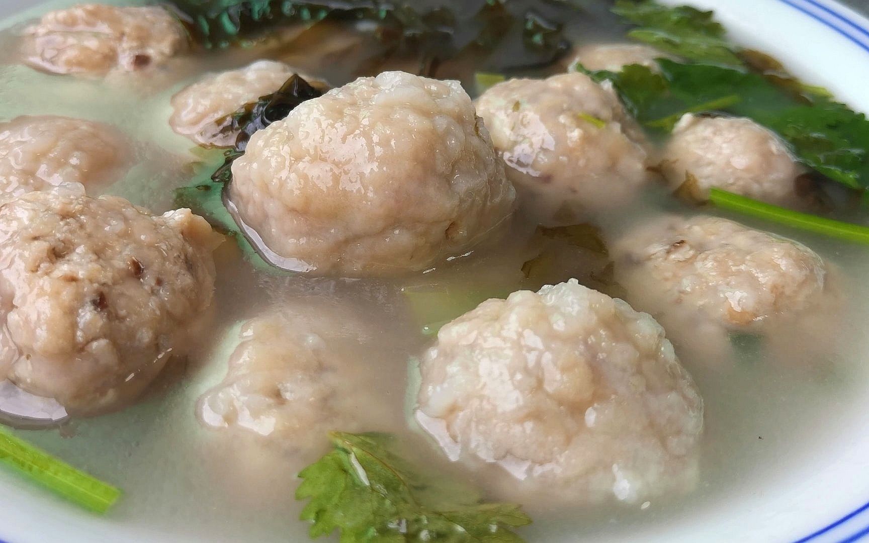 豆腐猪肉丸子,福建特色小吃,鲜香滑嫩,吃一次就念念不忘的