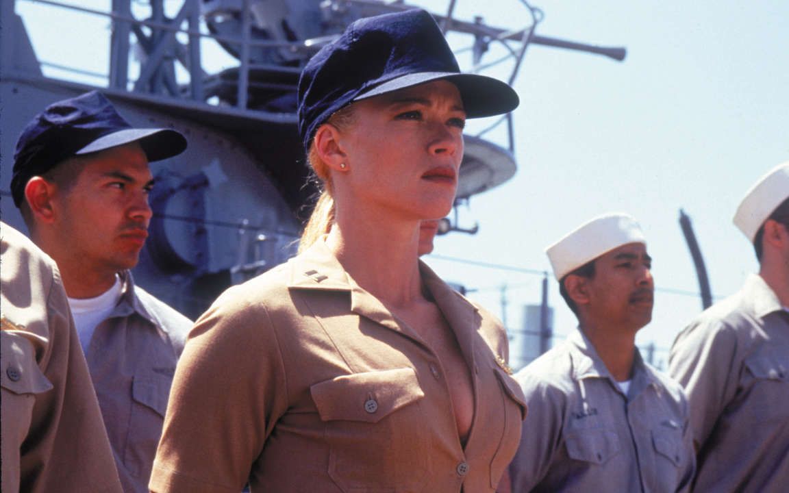 【硬汉】航母上都有女兵了,为什么潜艇仍就是女兵"禁区"?