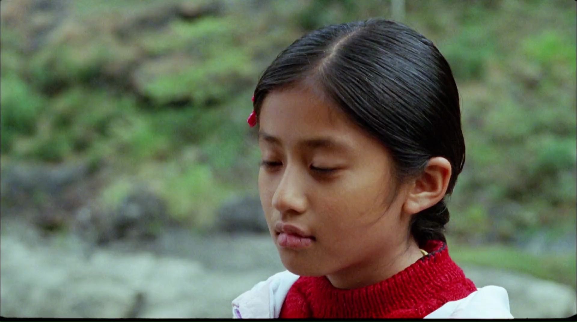 走路上学上集深山之中孩子们上学只能靠溜索上学请备好纸巾