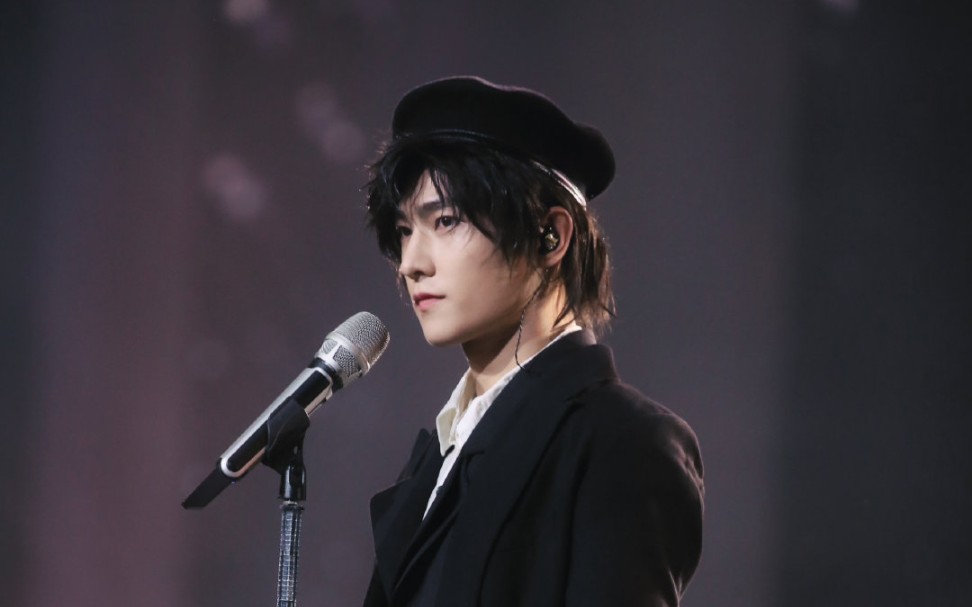 【20191110杨洋双十一晚会全程】杨洋在苏宁易购嗨爆夜演唱《爱的力量