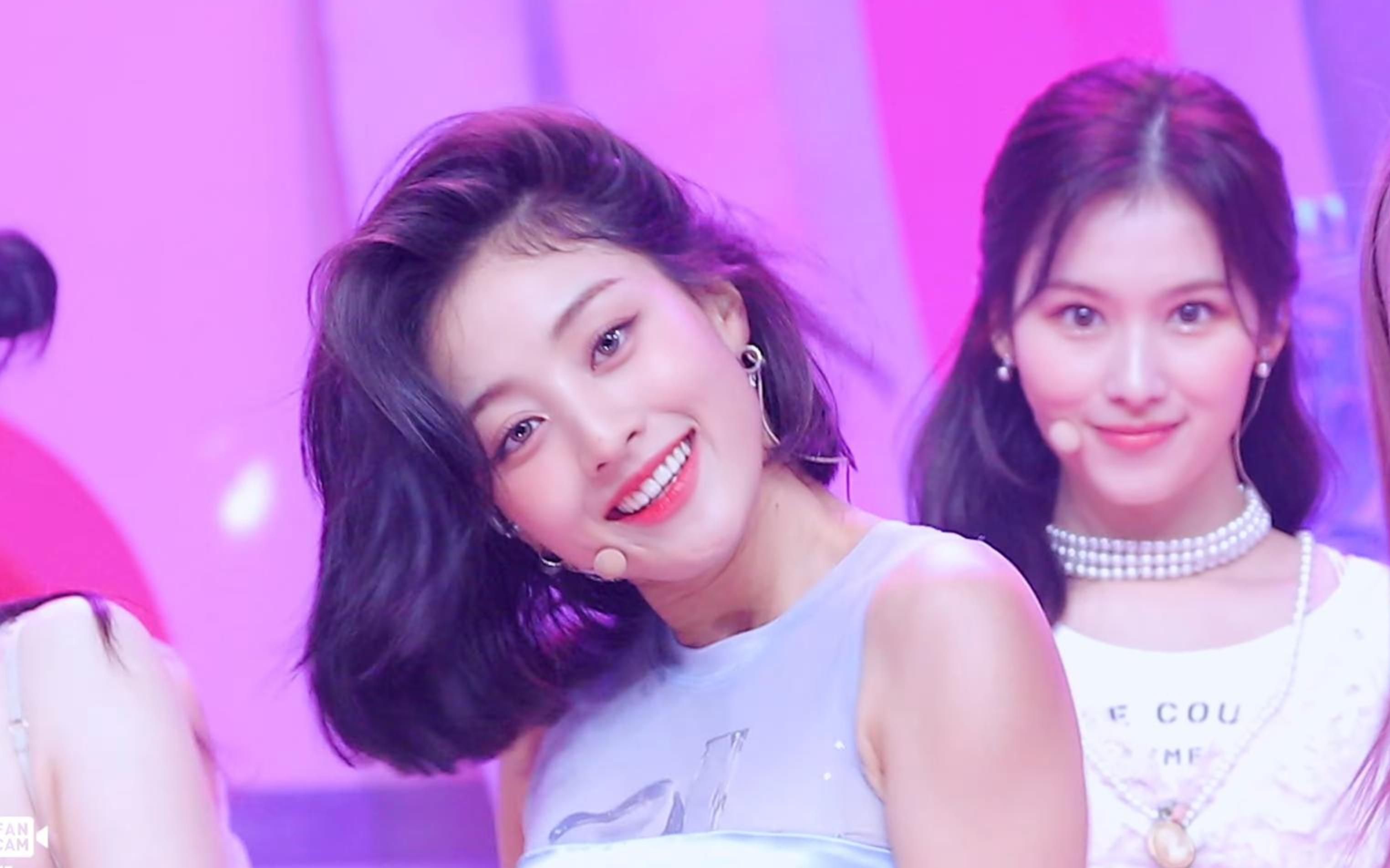talk that talk (twice 朴志效怼脸直拍) l mpd 220901