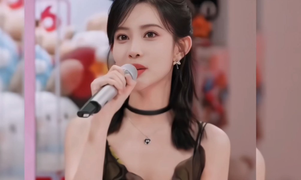 好美的孟子义啊,粉粉嫩嫩的.也太好看了吧,明星综艺,你好星期六