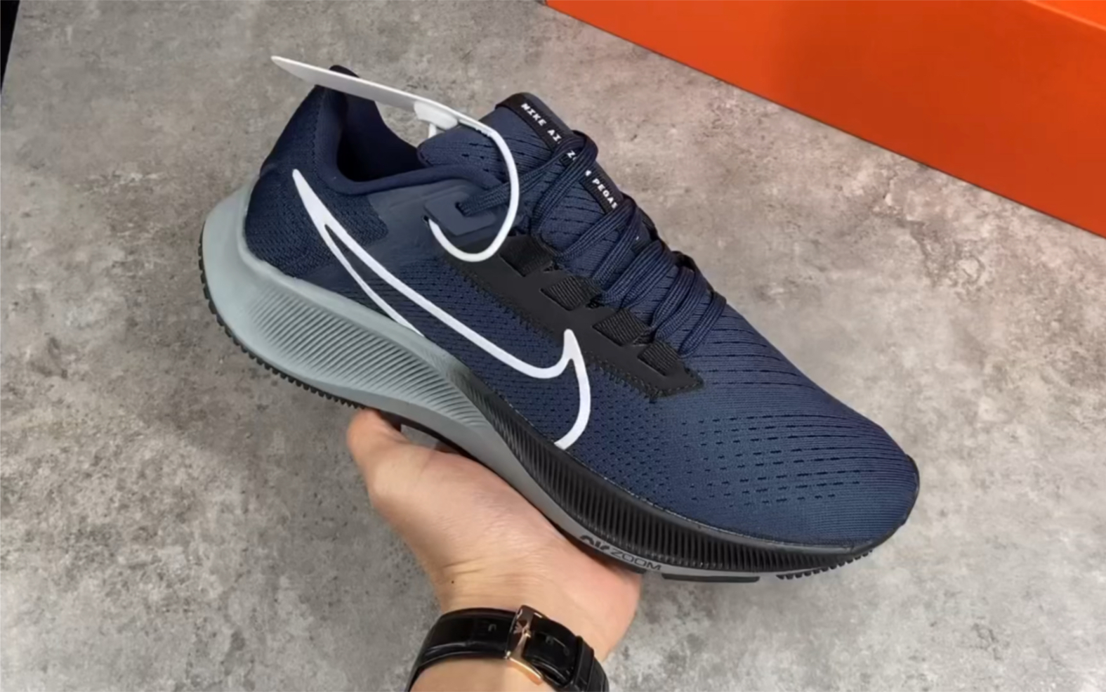 耐克 nike pegasus zoom 登月飞马38代深蓝白运动跑步鞋 货号cw7356