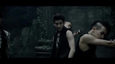 東方神起 / 「SCREAM」Music Video（Full Version）_哔哩哔哩_bilibili